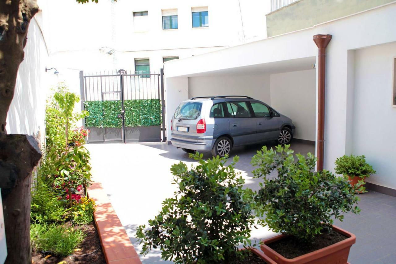 Casa Vacanza L'Alloro 2 Matera Bagian luar foto