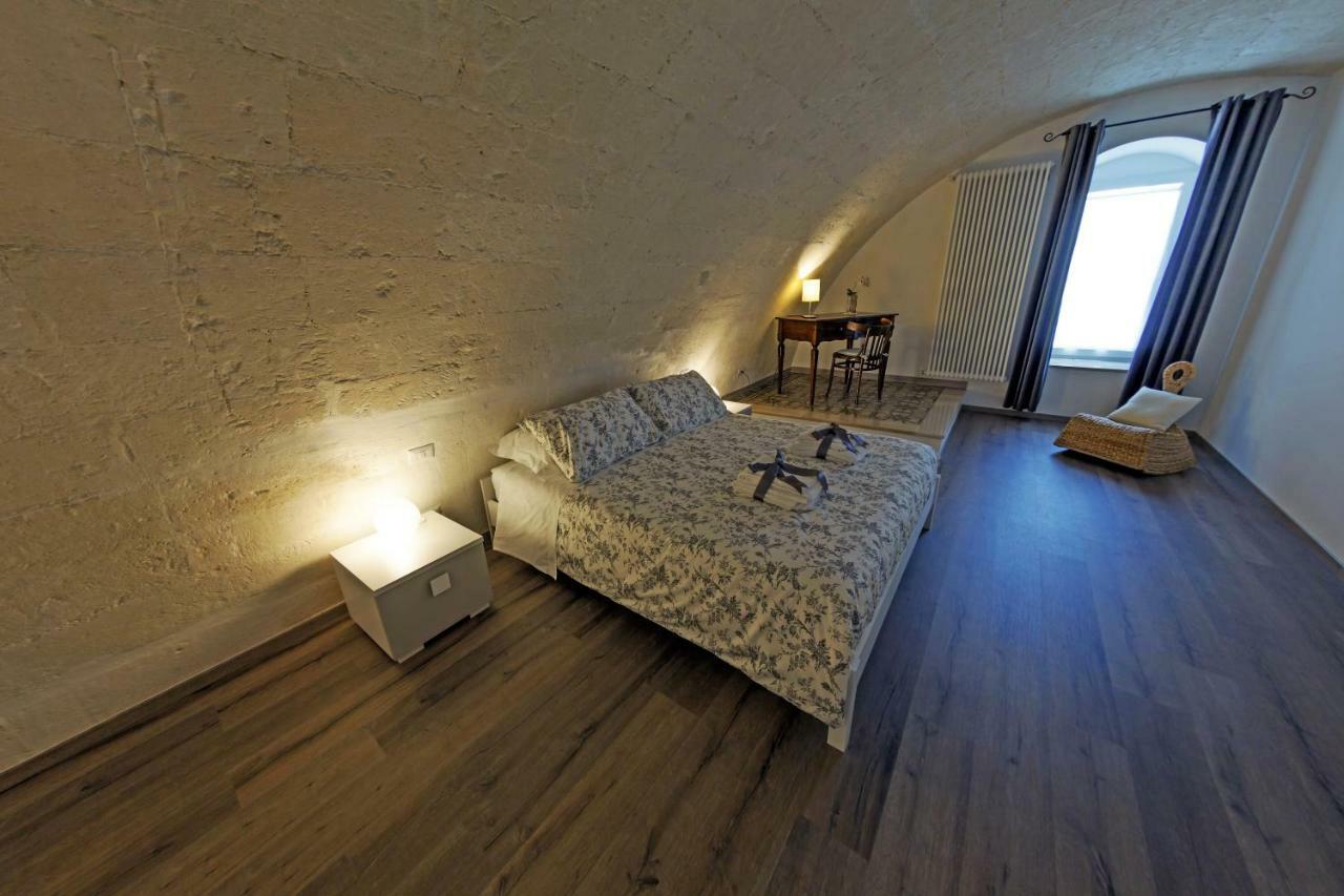 Casa Vacanza L'Alloro 2 Matera Bagian luar foto