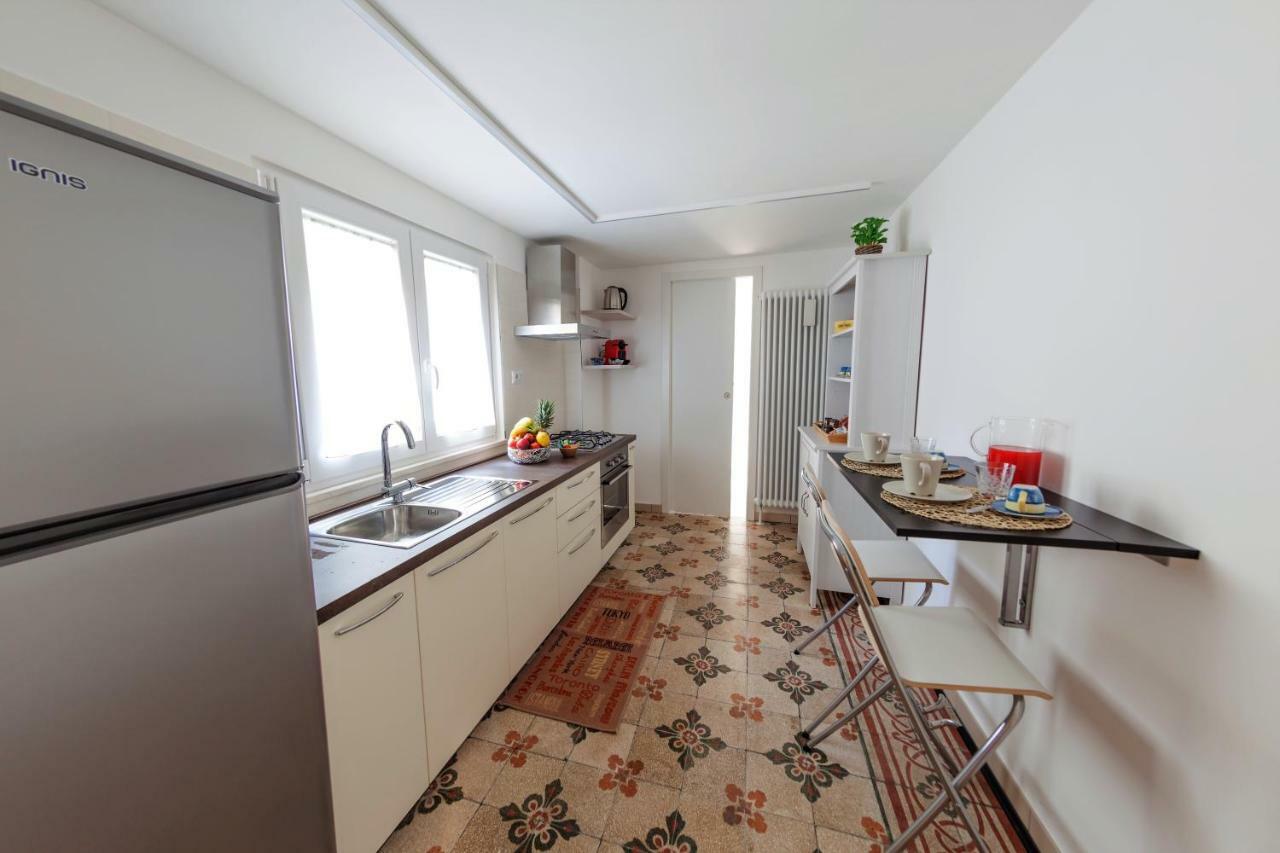 Casa Vacanza L'Alloro 2 Matera Bagian luar foto