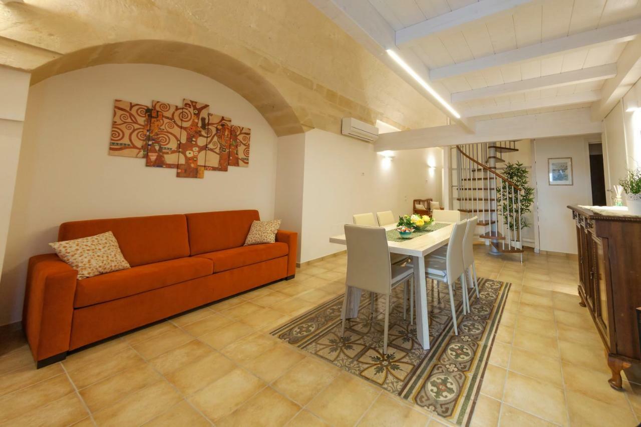 Casa Vacanza L'Alloro 2 Matera Bagian luar foto