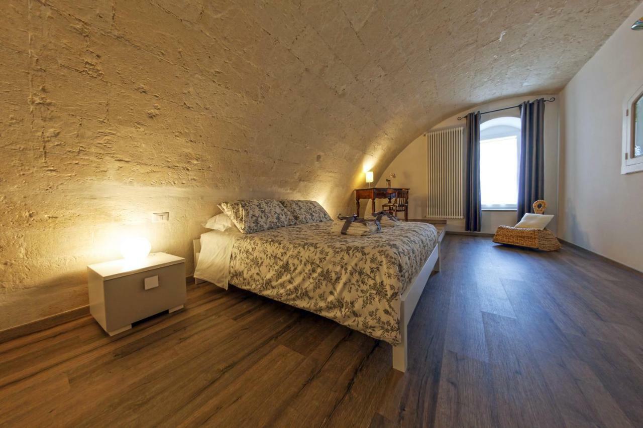 Casa Vacanza L'Alloro 2 Matera Bagian luar foto