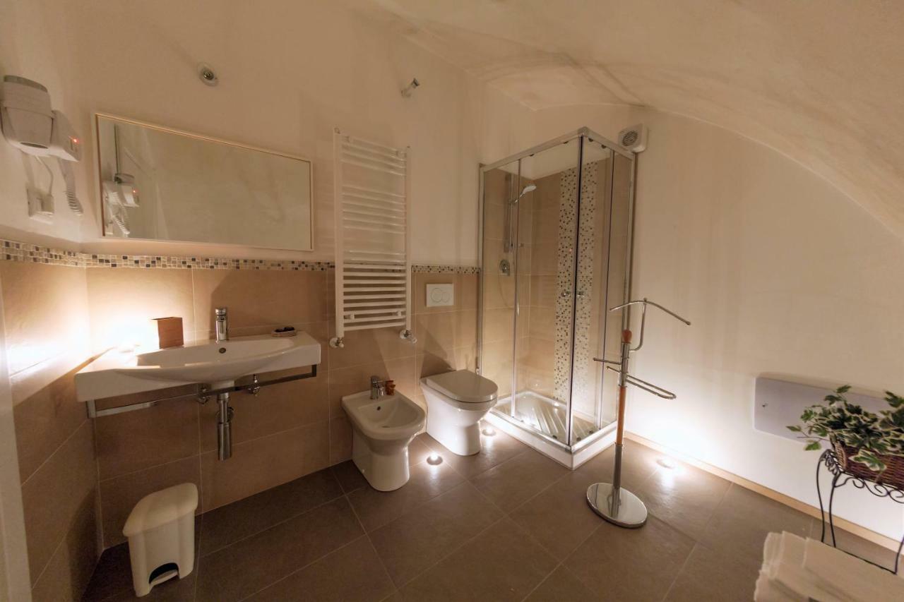 Casa Vacanza L'Alloro 2 Matera Bagian luar foto